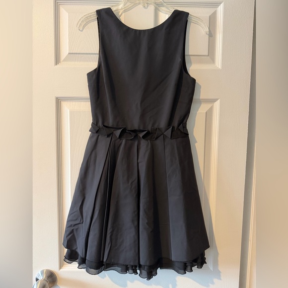 Alice + Olivia Dresses & Skirts - Vintage Alice & Olivia Black Dress - XS